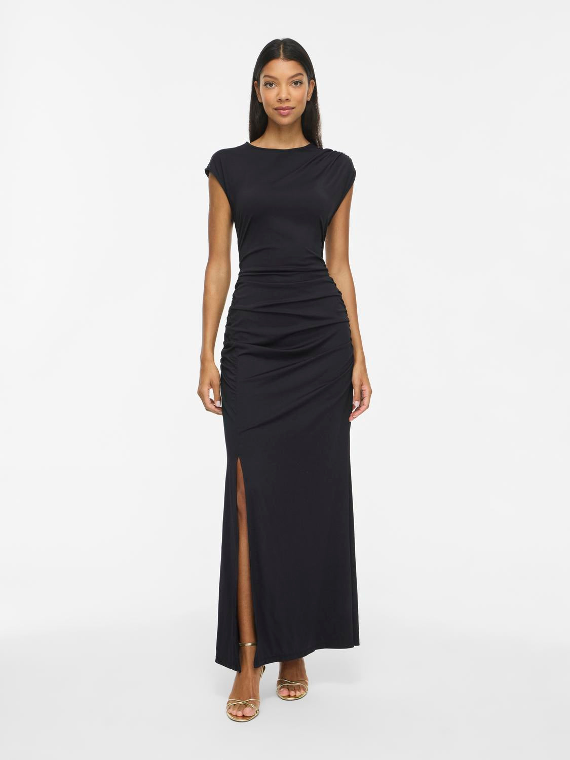 model_shot-front